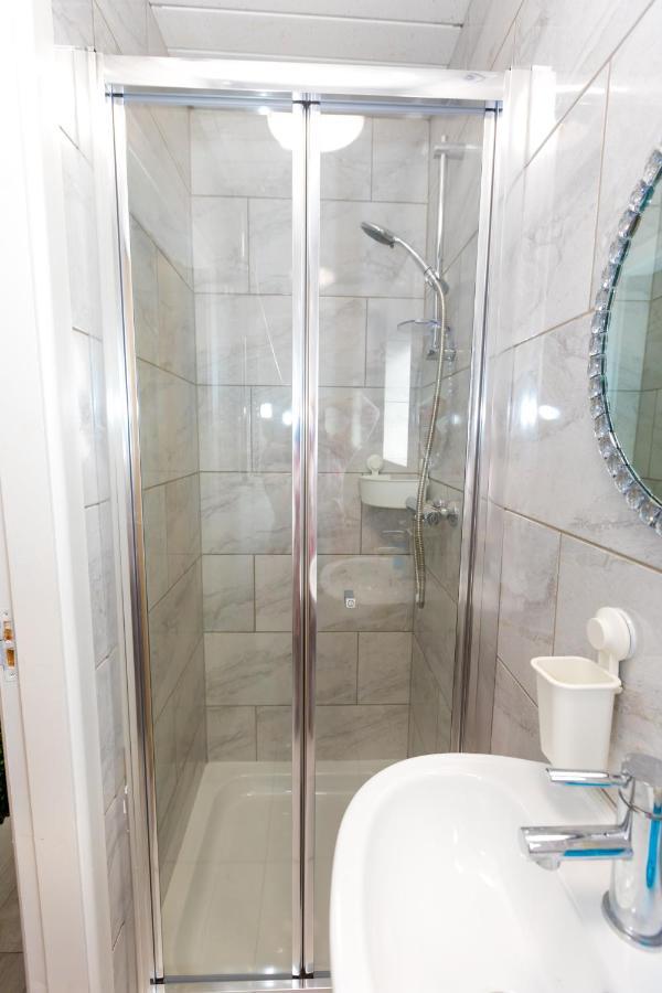 Comfortable Stay In Shirley, Solihull - Room 3 Extérieur photo